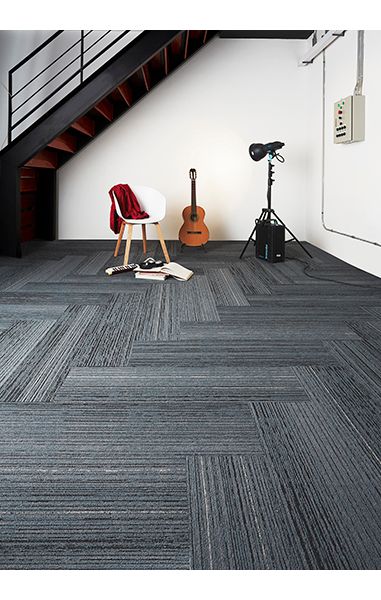 interface carpet Fading Tracks Collection